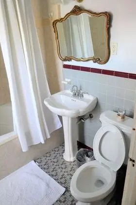 Deluxe 2 Bedroom Suite with Balcony: The Mathilde (2nd Floor)