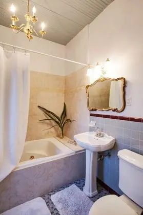 Deluxe 2 Bedroom Suite with Balcony: The Mathilde (2nd Floor)