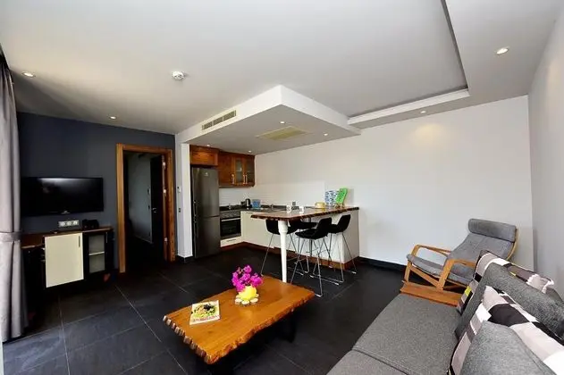 Studio, Bahçe Manzaralı