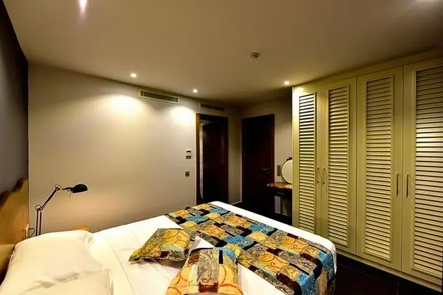 Studio, Bahçe Manzaralı