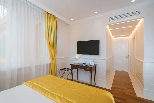 Classic Büyük Yataklı Tek Kişilik Oda