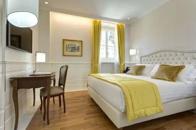 Superior Tek Büyük Yataklı Oda