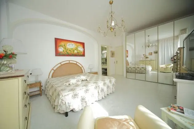 Villa, 5 Yatak Odası