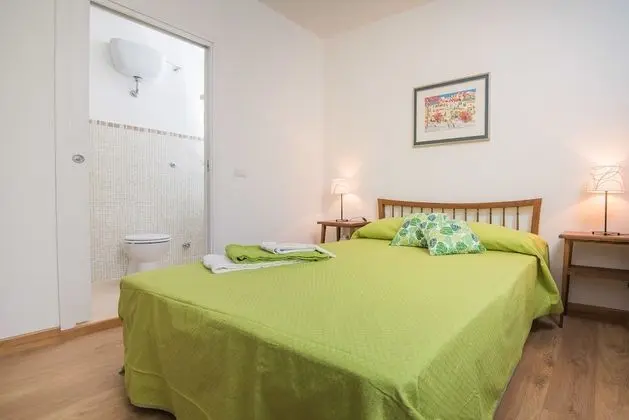 Tek Büyük Yataklı Oda, Bahçe Manzaralı