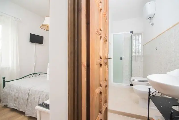 Tek Büyük Yataklı Oda, Bahçe Manzaralı