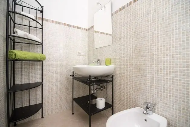 Tek Büyük Yataklı Oda, Bahçe Manzaralı