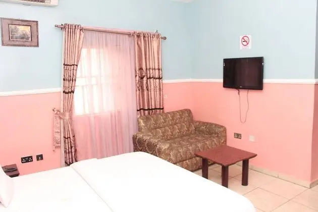 Basic Oda, Sigara İçilmez