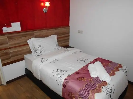 Standard Üç Kişilik Oda, Penceresiz