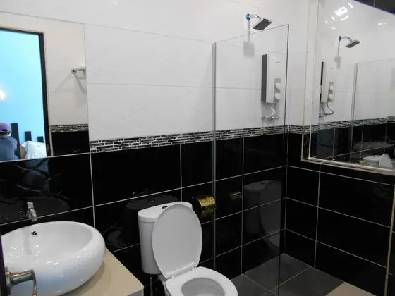Standard Üç Kişilik Oda, Penceresiz