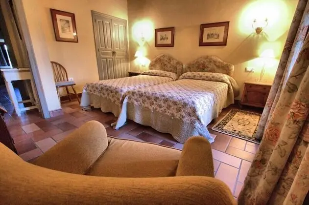 Ev, Birden Çok Yatak Odası, Kişiye Özel Havuzlu