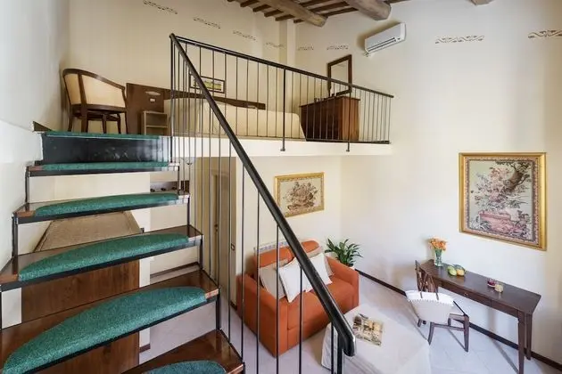 Classic Tek Büyük Yataklı Oda