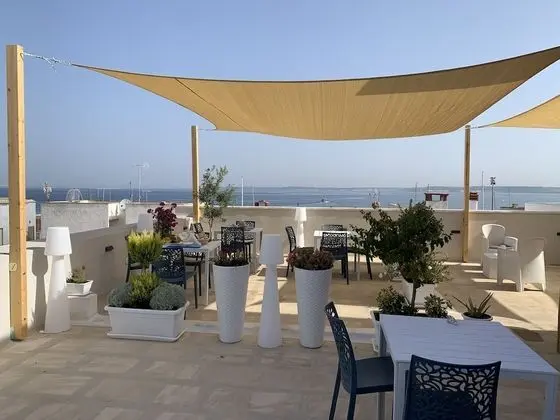 Luxury Tek Büyük Yataklı Oda