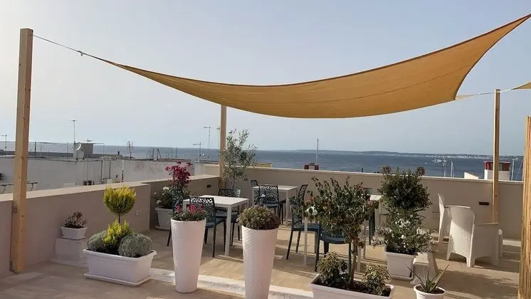 Luxury Tek Büyük Yataklı Oda