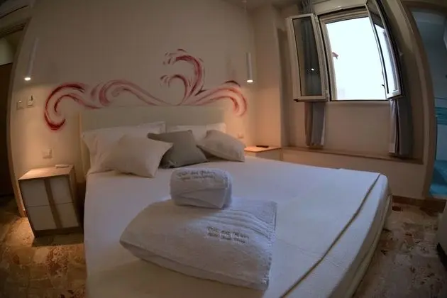 Luxury Tek Büyük Yataklı Oda