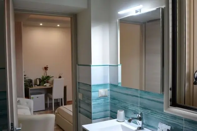 Luxury Tek Büyük Yataklı Oda