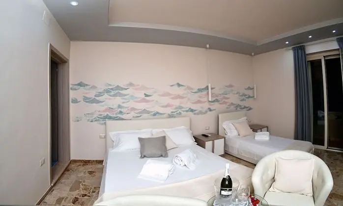 Luxury Üç Kişilik Oda