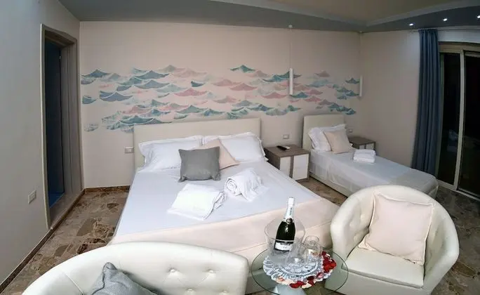 Luxury Üç Kişilik Oda
