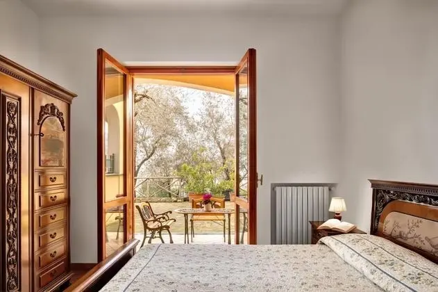 Gallery Villa