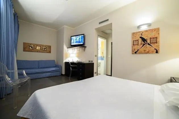 Comfort Tek Büyük veya İki Ayrı Yataklı Oda