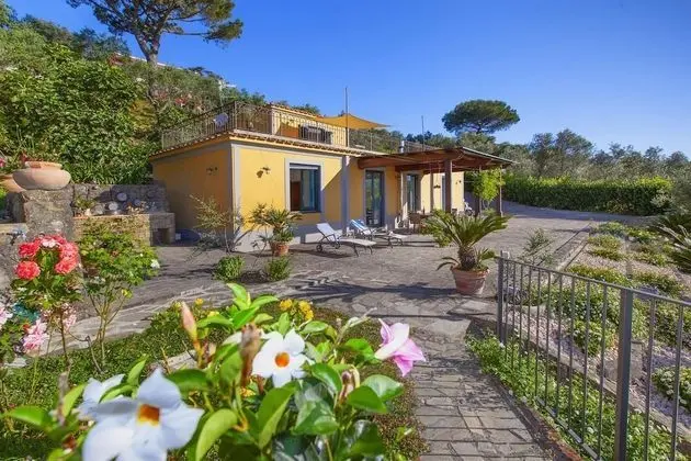 Villa, Sigara İçilebilir