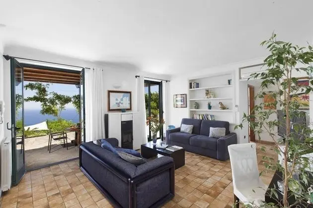 Villa, Sigara İçilebilir