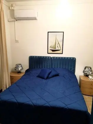 Economy Tek Büyük Yataklı Oda