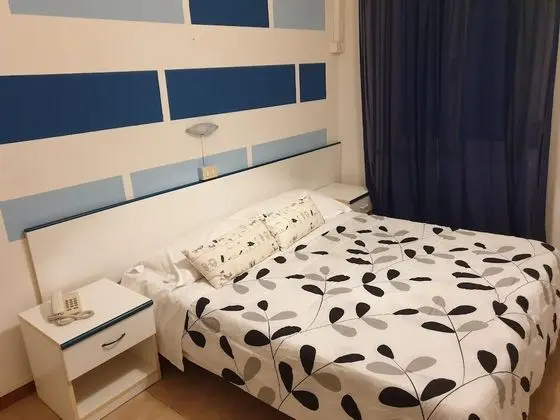 Economy Tek Büyük Yataklı Oda