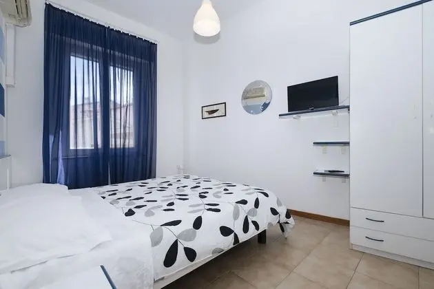 Economy Tek Büyük Yataklı Oda