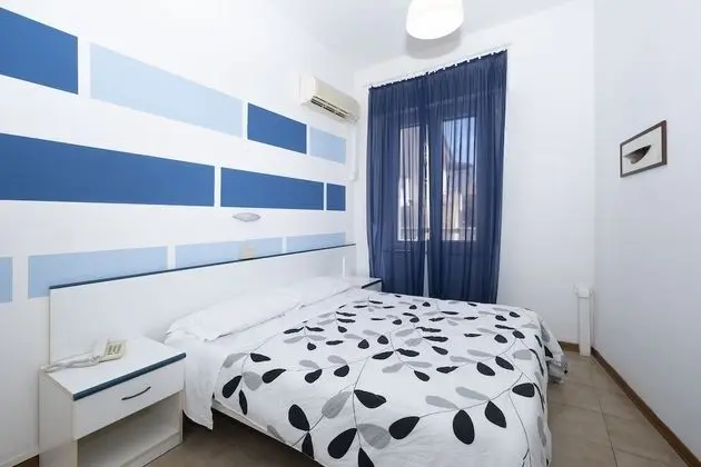 Economy Tek Büyük Yataklı Oda