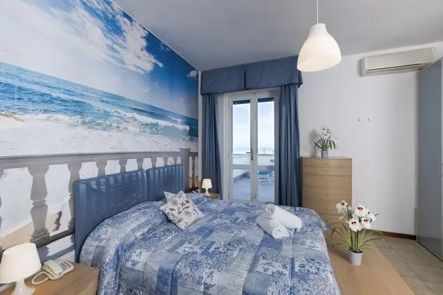 Superior Tek Büyük Yataklı Oda, Teras, Deniz Manzaralı