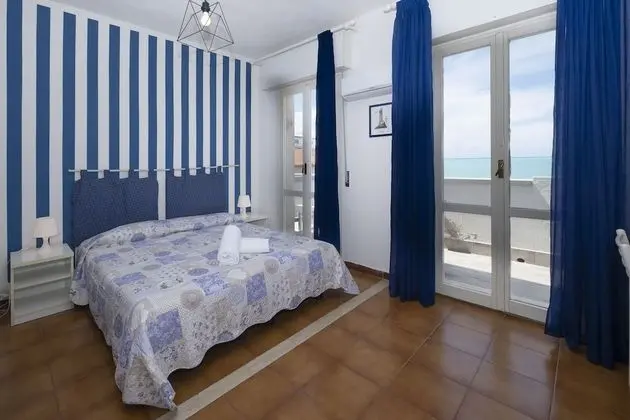 Superior Tek Büyük Yataklı Oda, Teras, Deniz Manzaralı