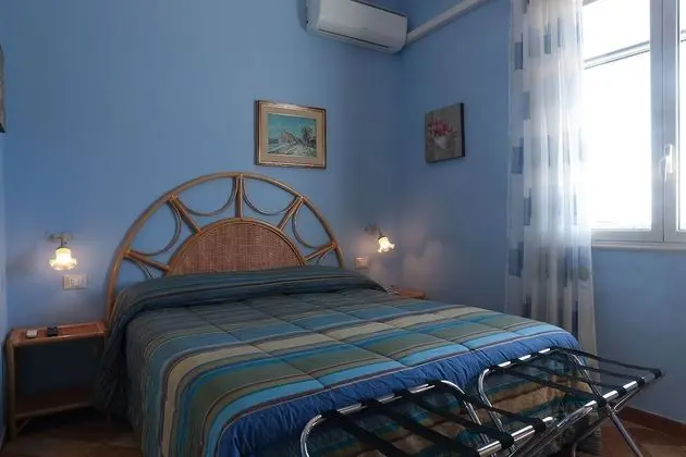 Tek Büyük Yataklı Oda, Bahçe Manzaralı