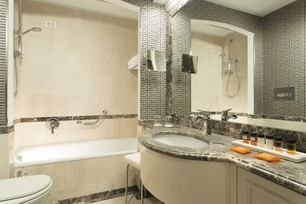 Superior Üç Kişilik Oda