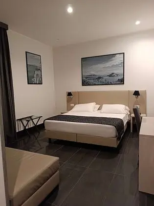 Superior Oda, 1 En Büyük (King) Boy Yatak (with Single Sofabed)