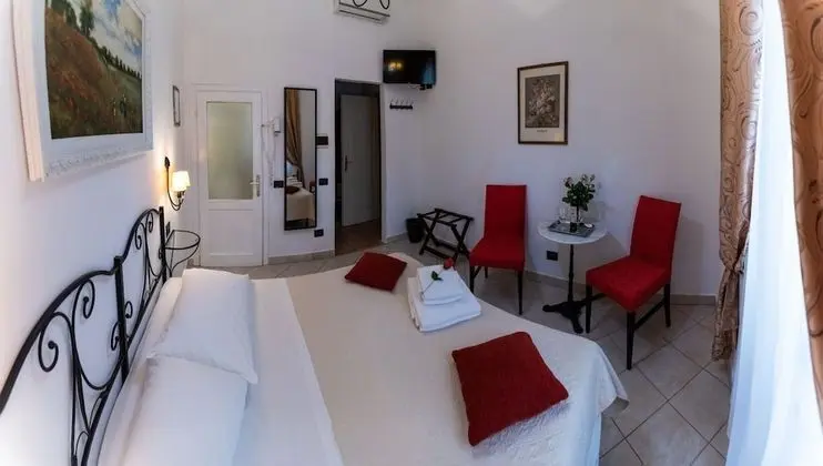 Tek Büyük Yataklı Oda