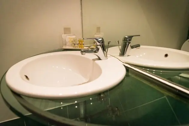 Tek Büyük Yataklı Oda (private external bathroom)