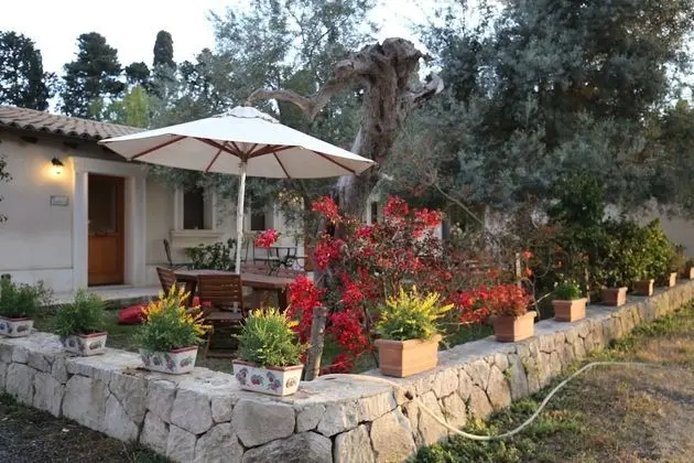 Exclusive Tek Büyük Yataklı Oda, Veranda, Bahçeli