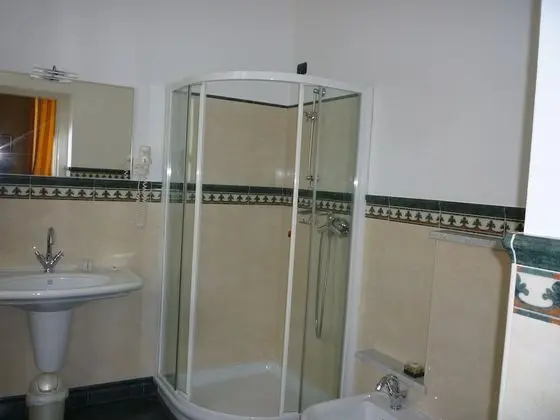 Classic Tek Büyük Yataklı Oda
