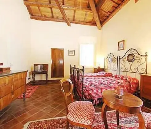 Tek Büyük Yataklı Oda