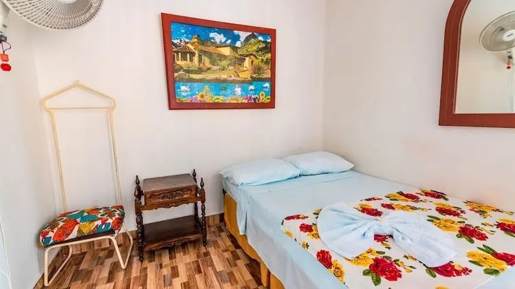 Tek Kişilik Oda, Ortak Banyo (Fan)