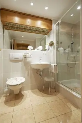 Tek Büyük Yataklı Oda, Bahçe Manzaralı