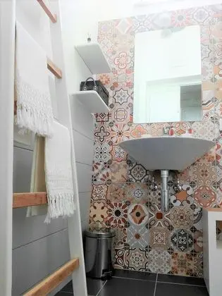 Tek Büyük veya İki Ayrı Yataklı Oda, Özel Banyo, Deniz Manzaralı