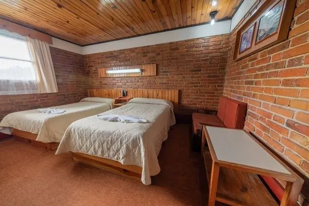 Basic Tek Büyük veya İki Ayrı Yataklı Oda