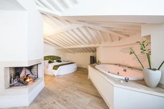 Panoramic Süit, Sıcak Su Küveti