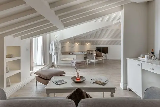 Panoramic Süit, Sıcak Su Küveti