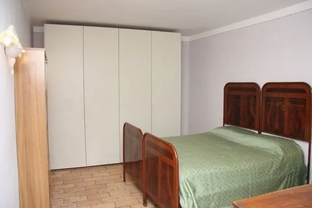 Tek Büyük Yataklı Oda, Ortak Banyo