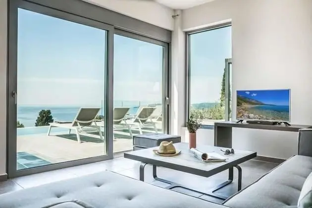 Villa, 3 Yatak Odası, Kişiye Özel Havuzlu, Deniz Manzaralı