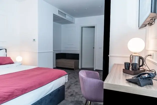 Deluxe Tek Büyük veya İki Ayrı Yataklı Oda