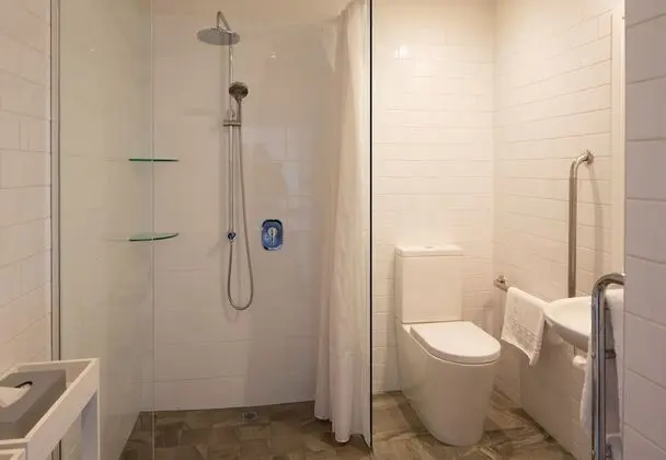 Süit, 1 Yatak Odası, Göl Manzaralı, Köşe
