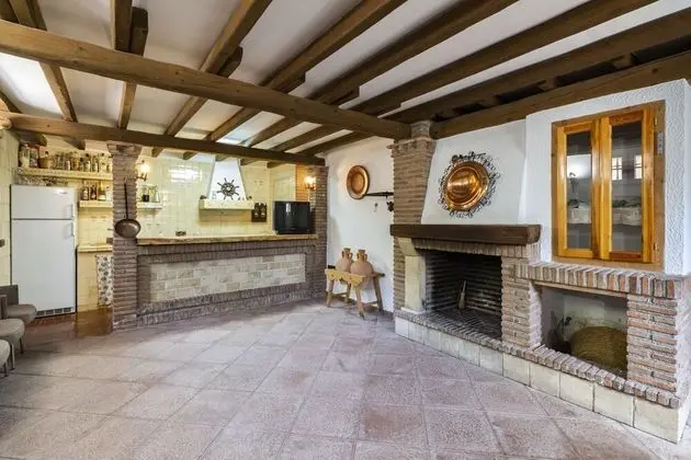 Ev, 6 Yatak Odası, Kişiye Özel Havuzlu, Dağ Manzaralı